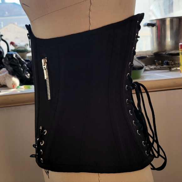 Burleska Gothic Steel Boned Corset size 22 XS-S - Picture 4 of 12
